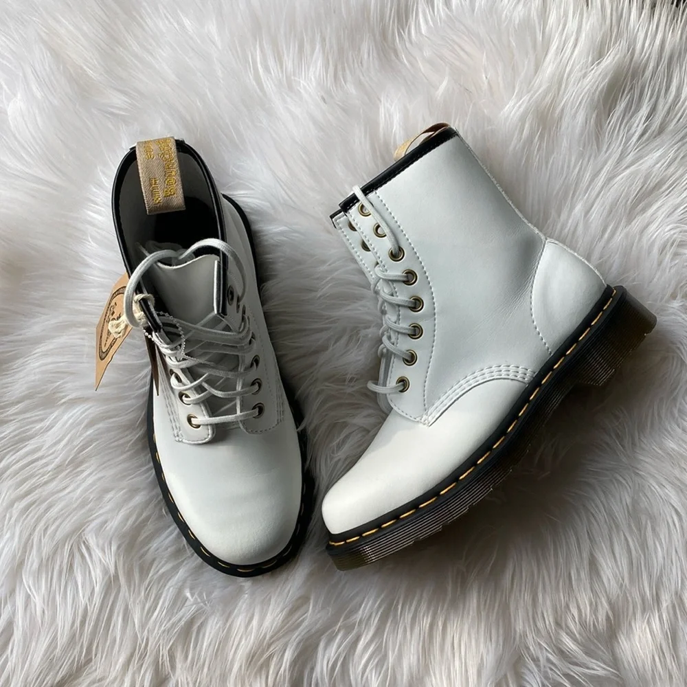 SALE!! DR MARTENS 1460 Vegan Combat Boots white black - Picture 1 of 9